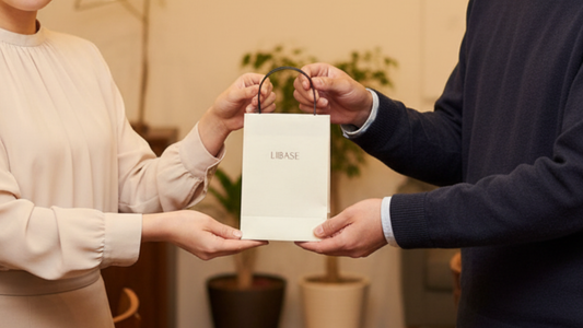 女性から男性へブレスレットをプレゼントする意味とは？恋人・友達・家族別に紹介!!