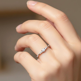 【シルバー925 リング 上品】Grace Line Ring