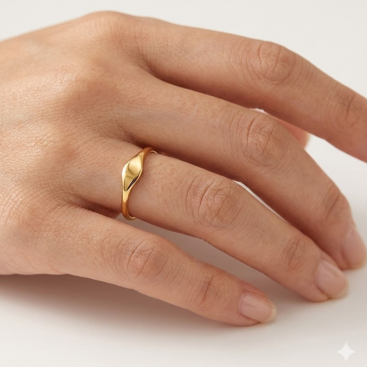 Tender Curve Ring