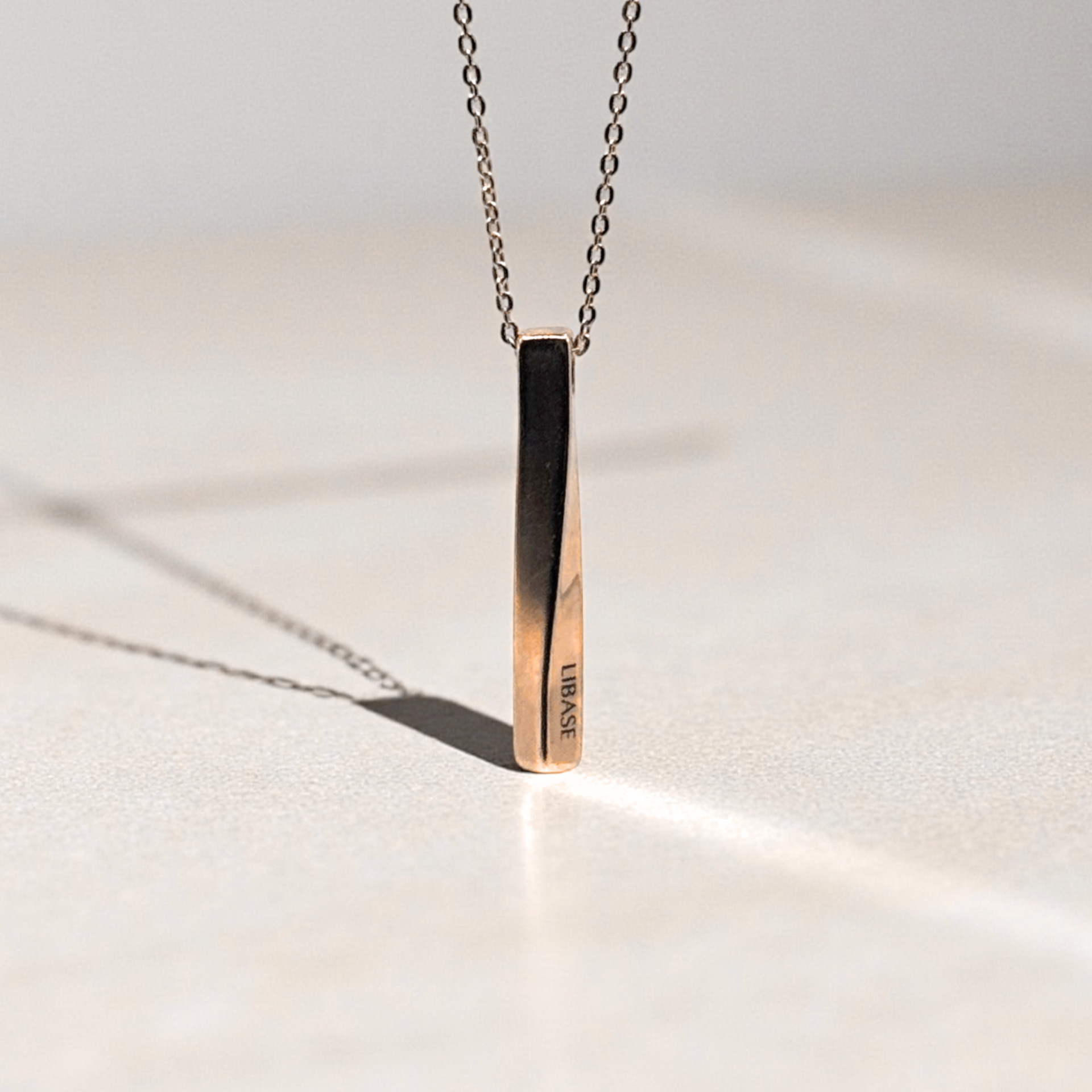 シンプル バーネックレス ステンレス ステンレス ツイストバー ネックレス】Twist Bar Necklace – LIBASE