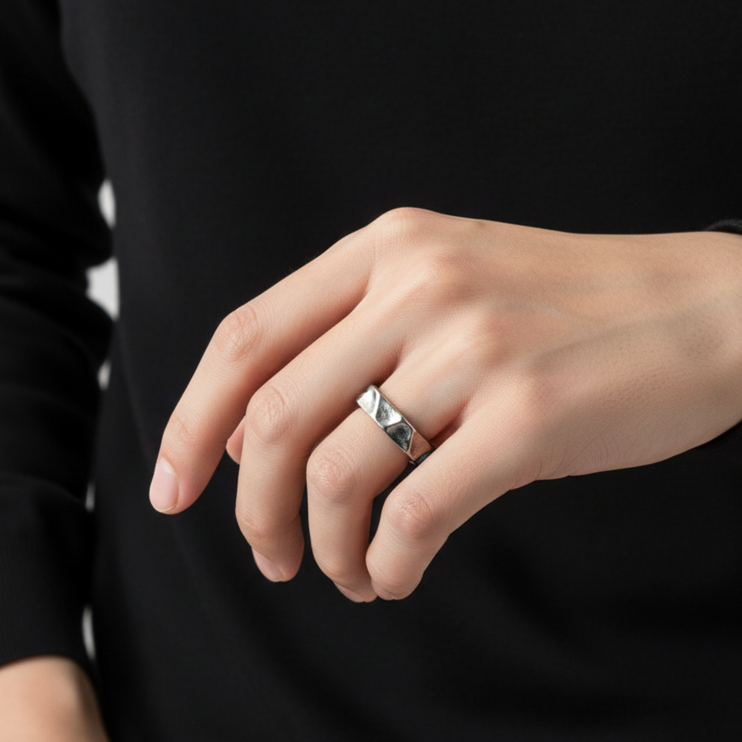 Vintage Hammered Ring