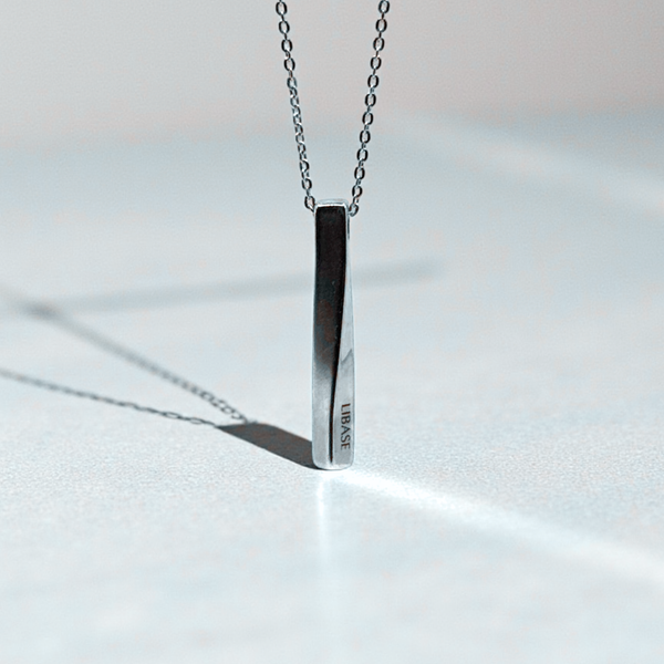ステンレス ツイストバー ネックレス】Twist Bar Necklace – LIBASE
