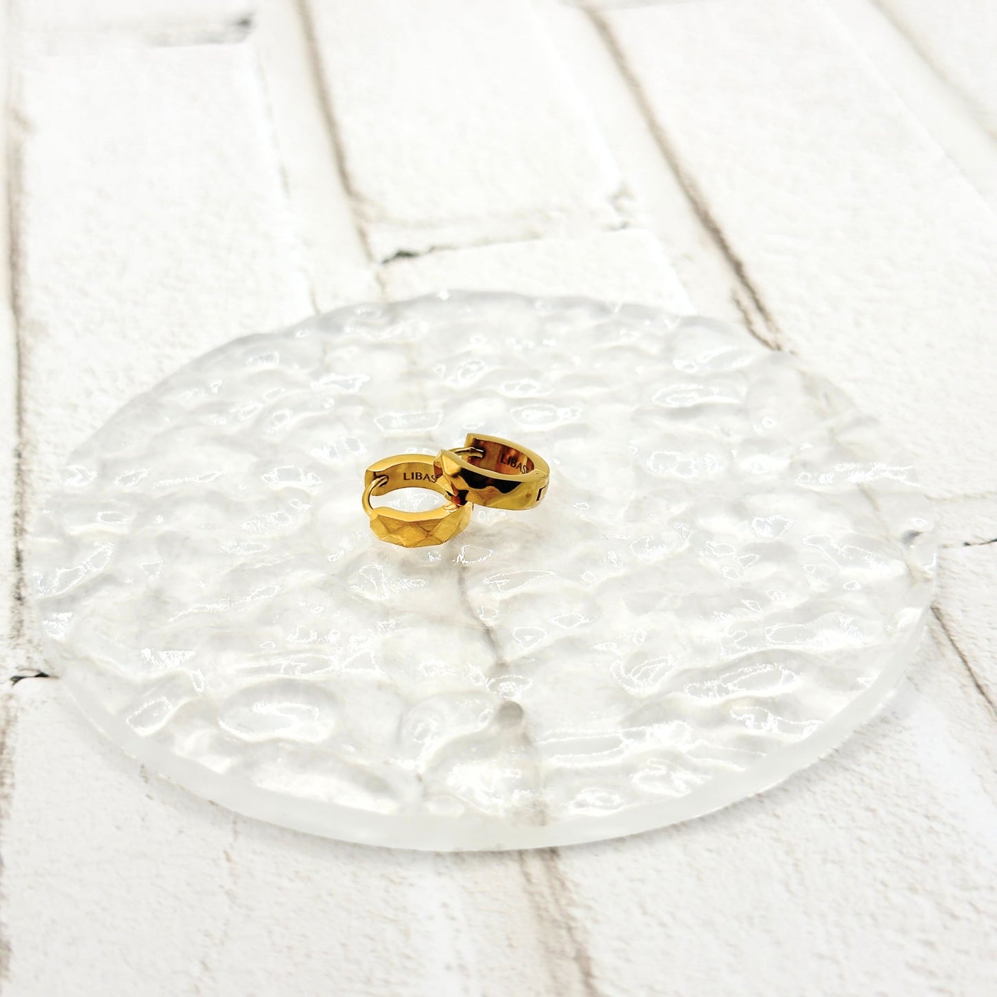 Half Freezing Hoop Pierce