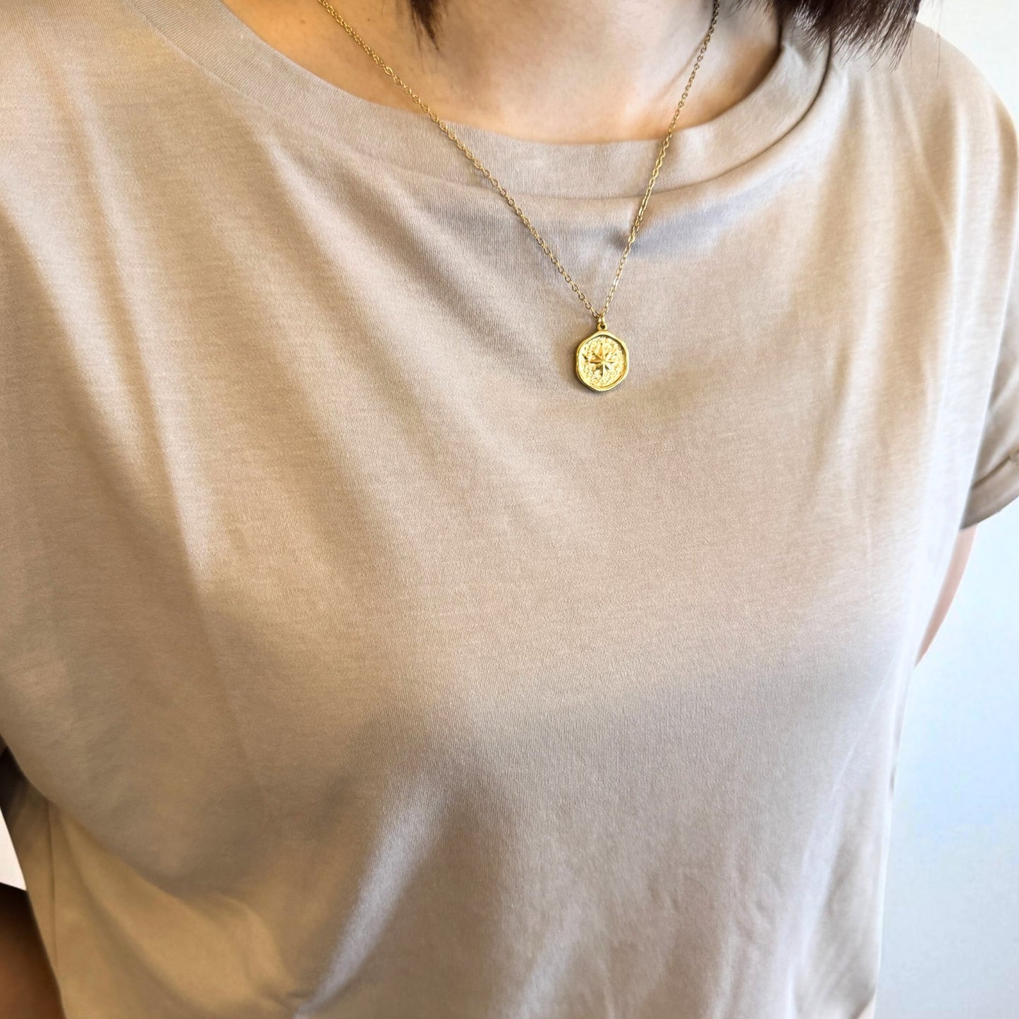 Star Light Circle Necklace