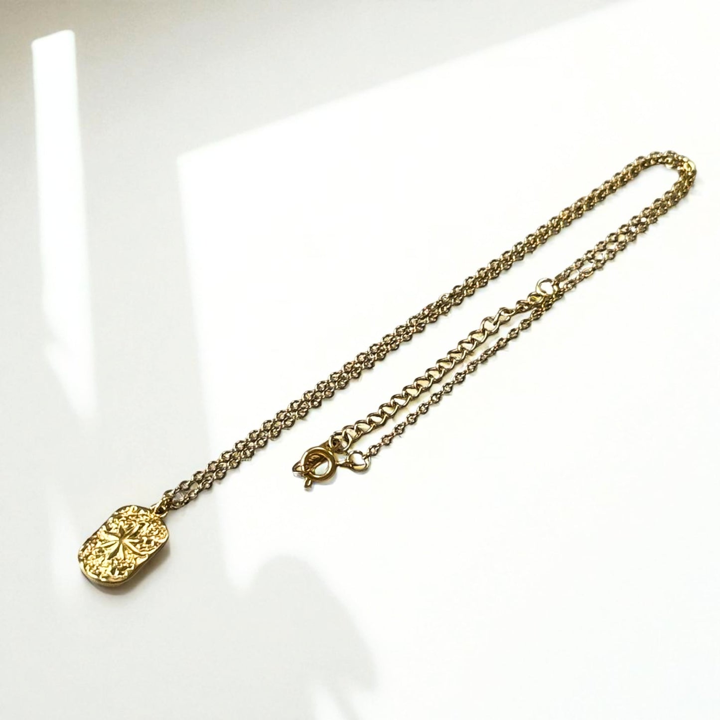Star Light Frame Necklace